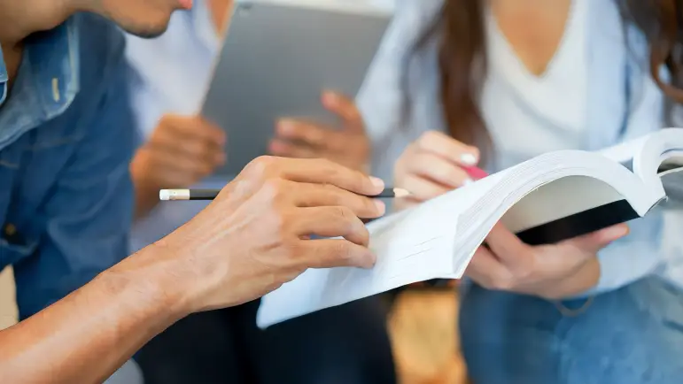 Convocatoria para estudiantes sonorenses que estudian en el extranjero