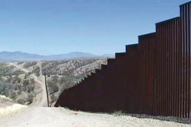 Un hecho construccióndel muro tras votación