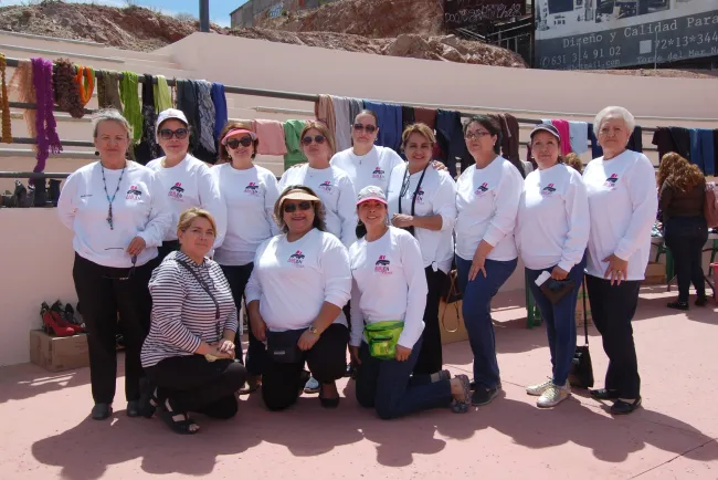 Realizan exitoso megabazar