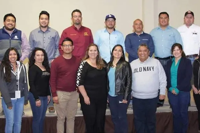 Capacitan a DirectoresResponsables de Obra