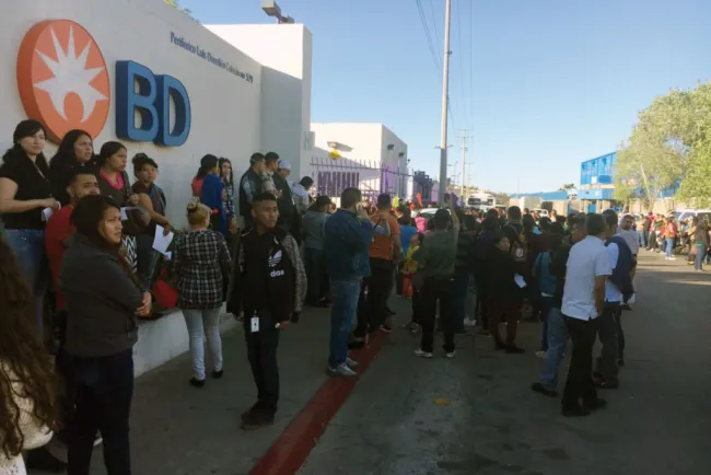 Realizan paro laboral enempresa Becton Dickison