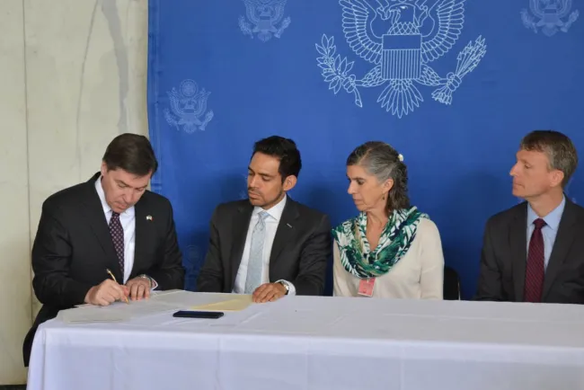 Regresa EU piezas arqueológicas