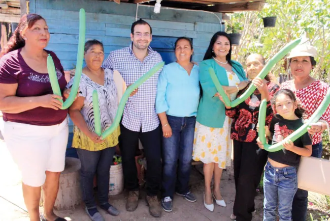 Entregan obra de electrificación