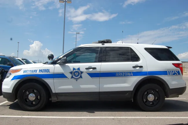 Localizan presunto artefacto explosivo