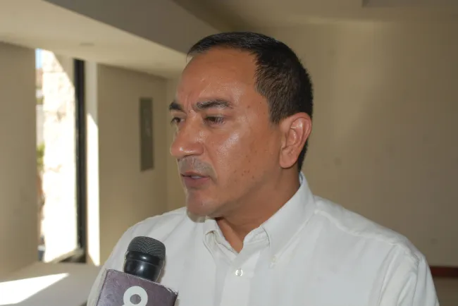 Inician inscripcionesen Derecho Burocrático