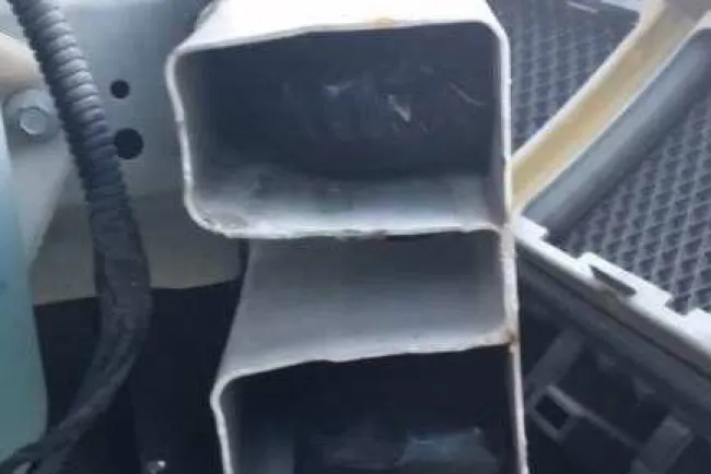 Incautan doce librasde metanfetamina