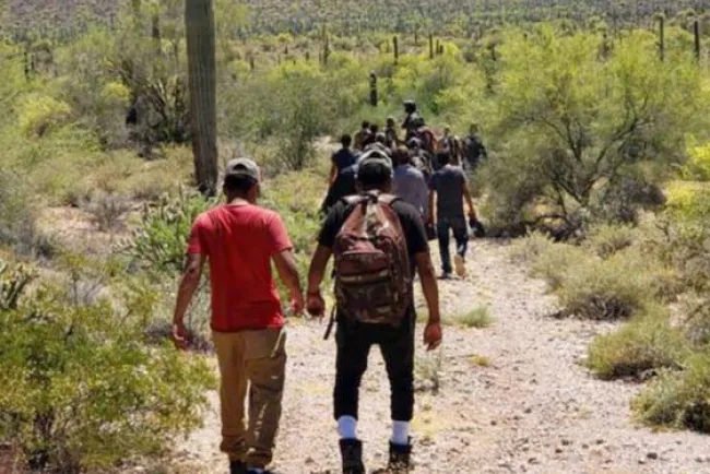 Detienen a 18indocumentados