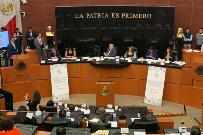 Avanza Reforma Educativa en comisiones del Senado