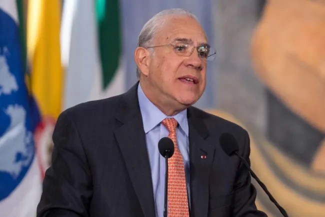 OCDE celebra plan de México para aumentar producción petrolera