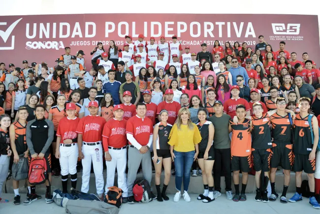 Entrega Gobernadora Unidad Polideportiva