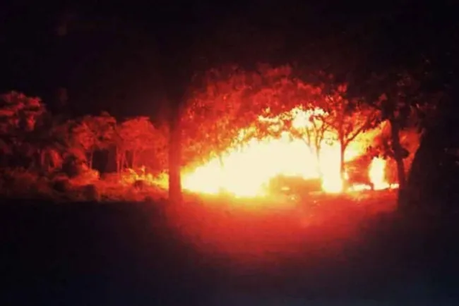 Deja varios muertos explosión en ducto de Pemex