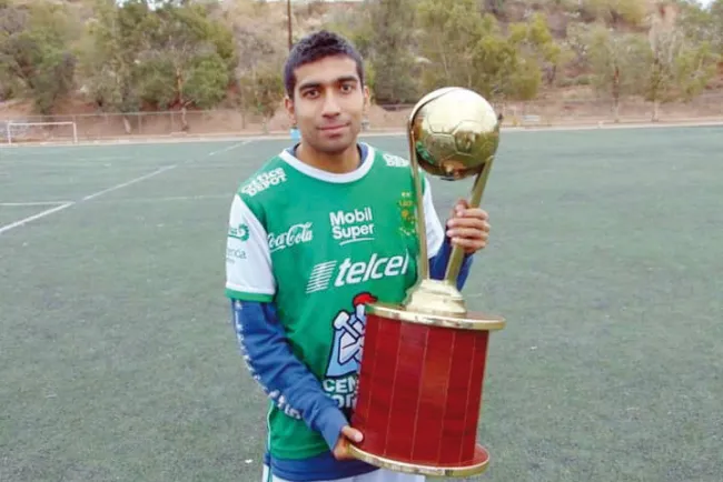 Urías es campeón goleador de la SCSL