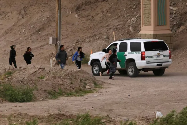 Desplegará EU más refuerzos en frontera con México