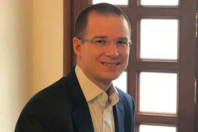 Confirma Tribunal que PGR utilizó recursos públicos contra Anaya