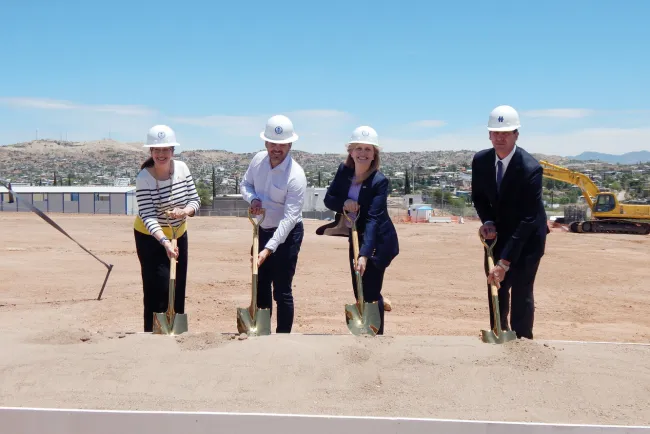 Inicia construcción de Consulado de EEUU