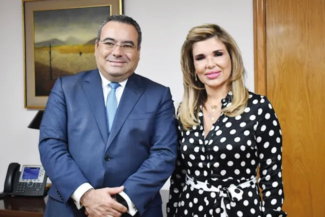 Se reúne Gobernadoracon Fiscal General del país