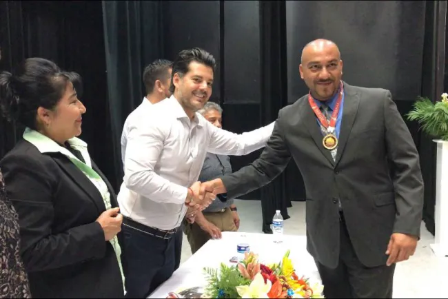 <b>Reconoce Alcalde a los maestros</b><b></b>