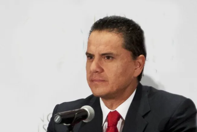 Tesoro de EU sanciona a exjuez y exgobernador por lazos con el narco