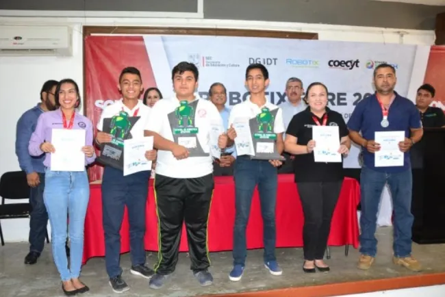 Aumenta participación de estudiantes en Competencia RobotiX Faire