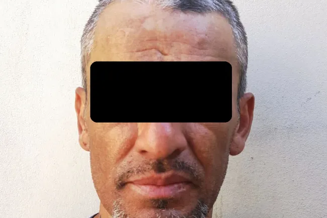 Portaba cristal y pistola de juguete