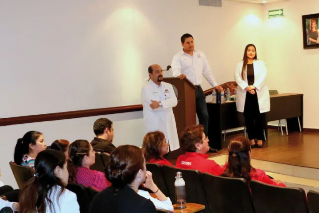 Capacitan a personal de Isssteson