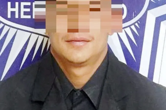 Agrede a chofer y
le tumba los dientes