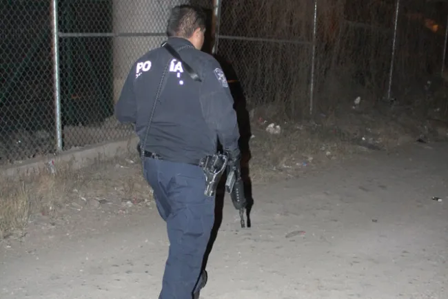 “Cristalazo” en negocio
en Carretera Internacional