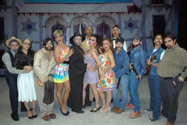 Presenta Unison
una obra teatral