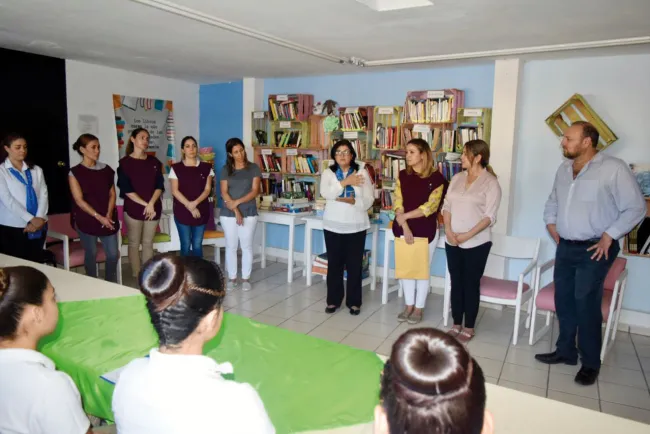 Atienden reportes de padres de familia