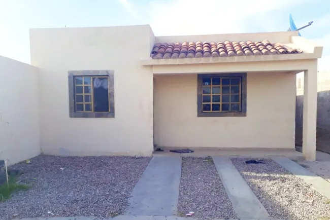 Rescatan a 24 migrantes privados de su libertad en Caborca