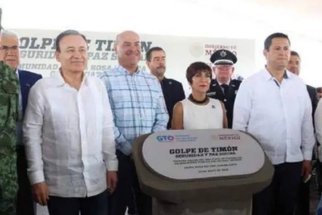 Inicia Alfonso Durazo
construcción de Instituto