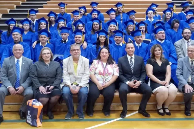 <b>Gradua clase 2019 Pinnacle Charter School</b>