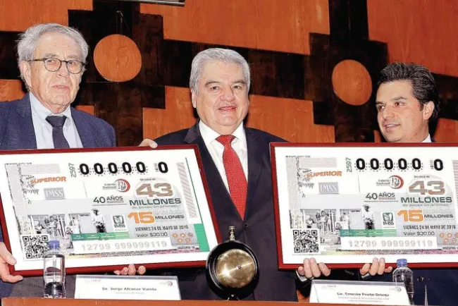 Descongelan 800 mdp al sector salud; aún faltan por entregar $1,600 millones