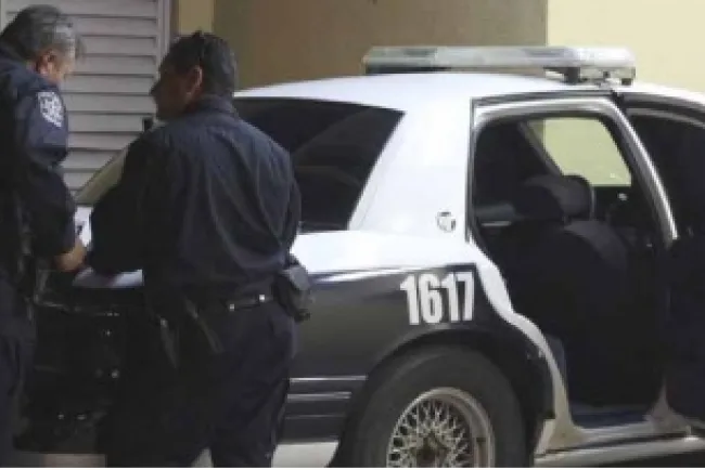 Resultan tres lesionados
en percance automovilístico