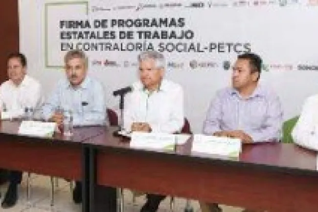 Formalizan promoción
de programas federales