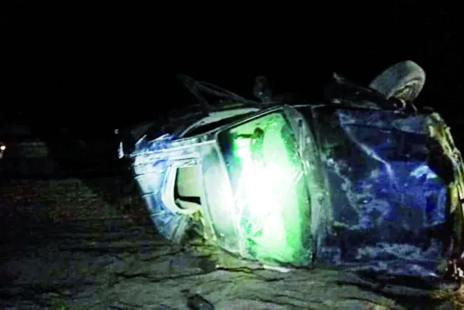 Deja
volcamiento
menor muerto 