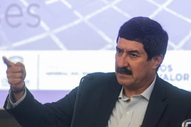  Adelanta Corral ‘inminente’ extradición de César Duarte