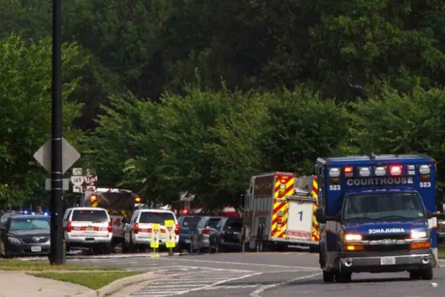Al menos 11 muertos y 6 heridos deja tiroteo en Virginia 