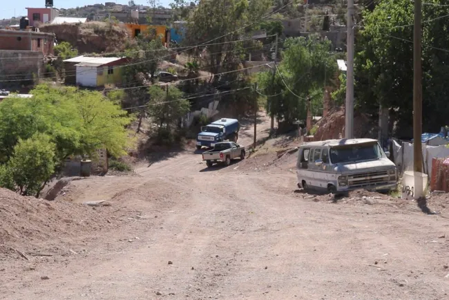 Introducen drenaje en la Colosio