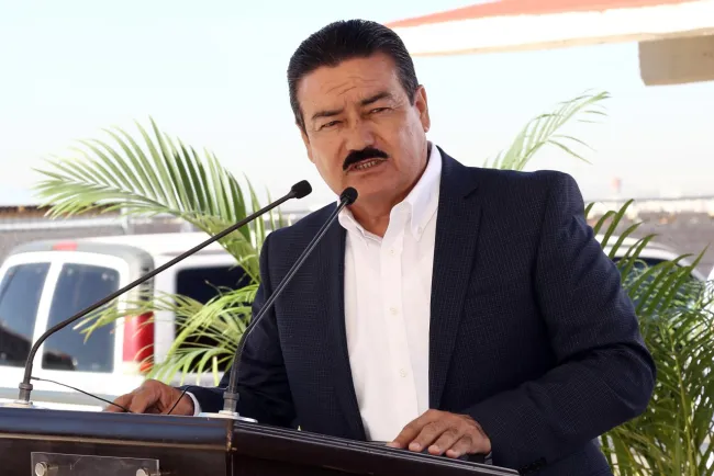 Exhortan a ceremonias
dentro de lineamientos