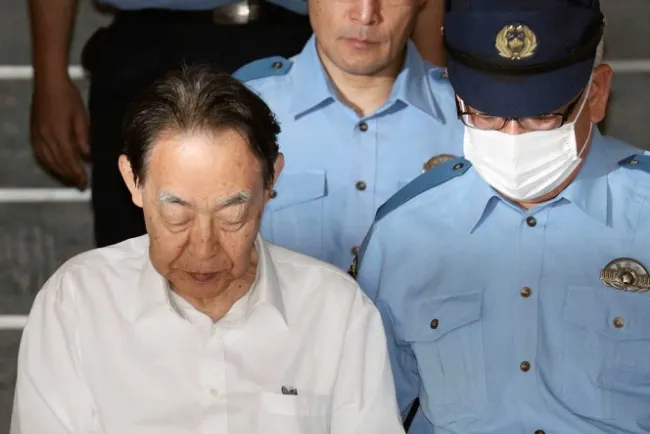 Mata a su hijo por temor a que fuera un psicópata