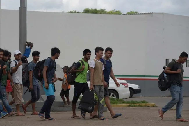 Llega nueva caravana de migrantes a frontera sur de México