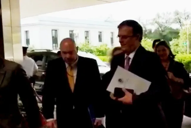 Inicia tercer día de negociaciones para frenar aranceles a México