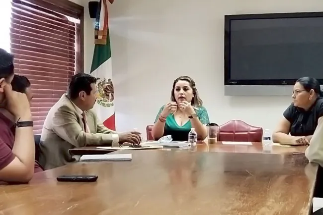 Unen esfuerzos en acciones de vivienda