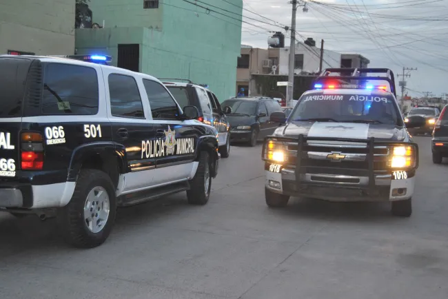 Detenido cuando agredía a su pareja