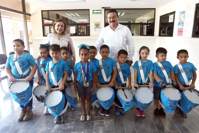 Participarán 'Pequeños Gigantes' en concurso