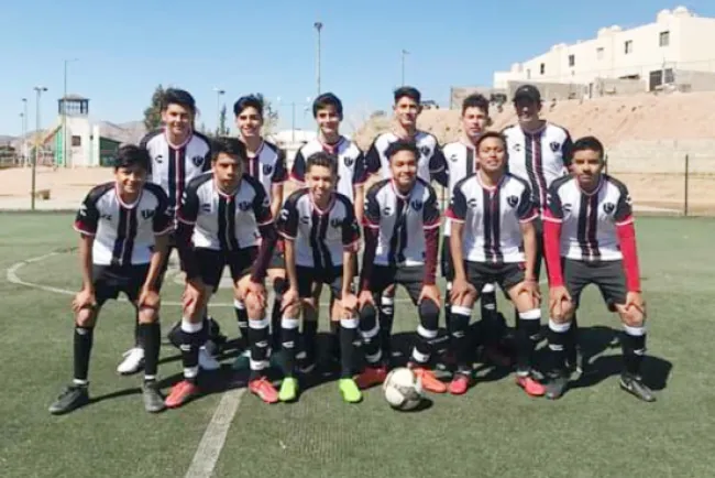 Le sacan el juego de la bolsa
a Real Apaches: Cuervos FC