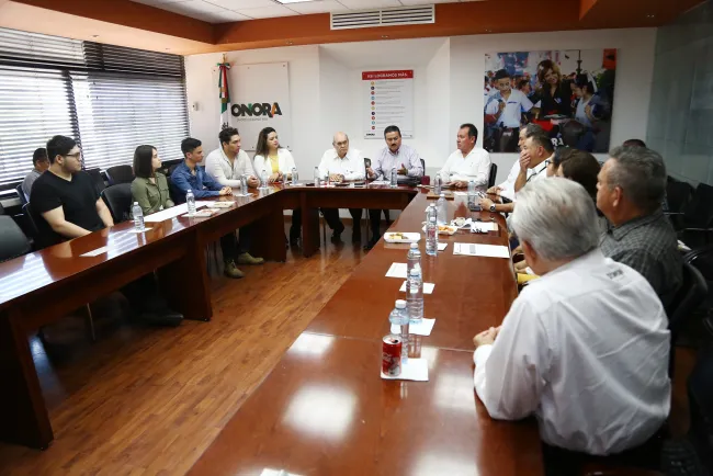 Participa en programa
de energía limpia UTH