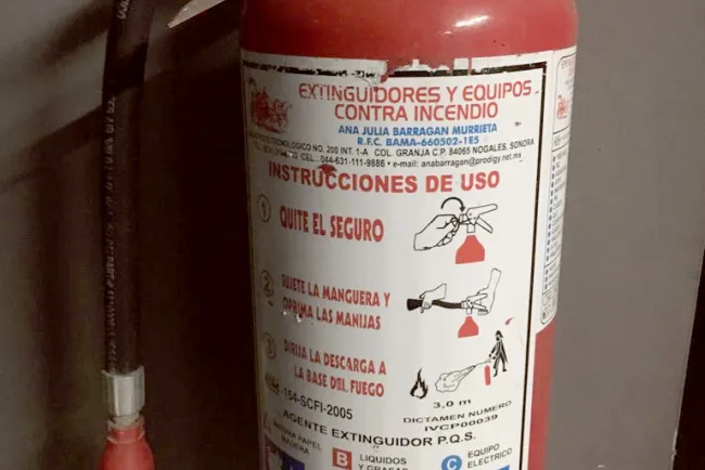 Roban en plantel
educativo