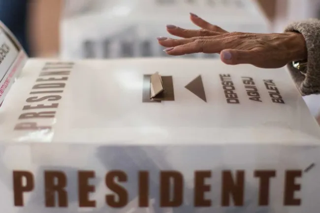 Analizan otras fechas para consulta de revocación de mandato